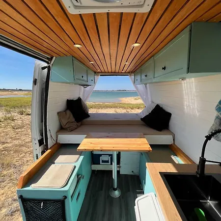 Campervan's Algarve אלבופיירה